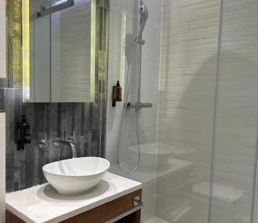 Henley-on-Thames Hotel | RIOSHOUSE Henley