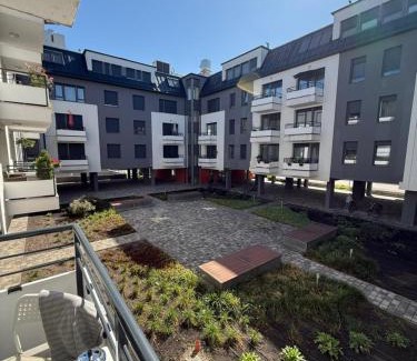 Kecskemet Apartment | Rita Apartman privát parkolóval és erkéllyel