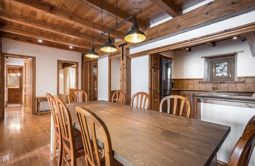 Baqueira Ski Chalet | Riu Nere by Totiaran