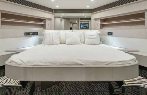 Marina del Rey Boat Rental | ♕ Riva Virtus 65' Yacht - 8HR Day Trip from Marina Del Ray 🌊