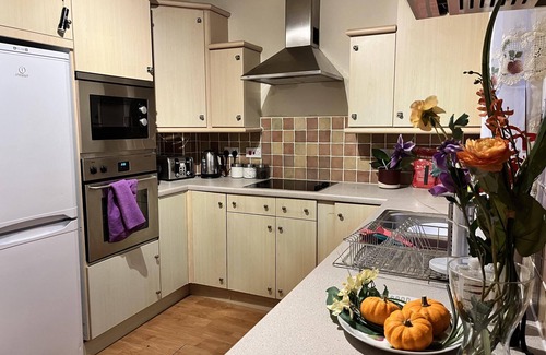 Cardiff House | River Bay