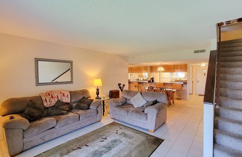 Welaka Condo | River Bend Resort - Pool View 2BR, 2nd floor #A205