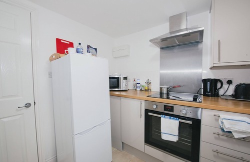 Cambridge Apartment | River Court Apartments by Paymán Club