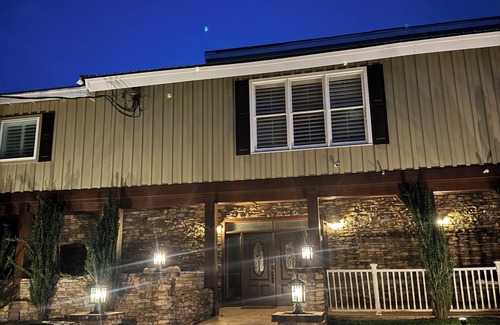 Clarks Hill House | River Front Home on Savannah River with pool- minutes from Augusta National