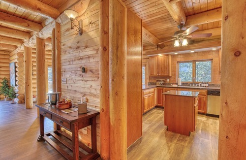 San Juan River Village House | River Front home with Hot Tub