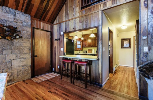 Buena Vista House | River Haven - Beautiful Home, Arkansas River Access, HotTub, Detached Guesthouse