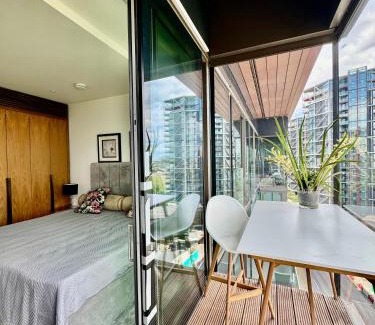 Vauxhall Apartment | River Panorama Central London 2 bedroom New Development