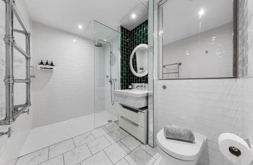 Vauxhall Apartment | River Panorama Central London 2 bedroom New Development