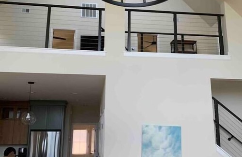 Front Royal Ski Chalet | River Retreat-modern luxury 5 min to Skyline Drive