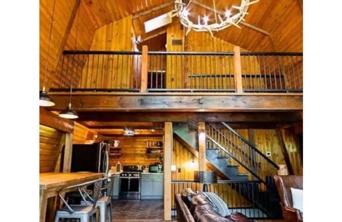 Walland Cabin | River Run: A-Frame Cabin by the Smoky’s on 5 Acres