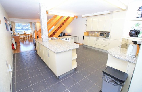 Porthmadog Cottage | River's Edge Penthouse