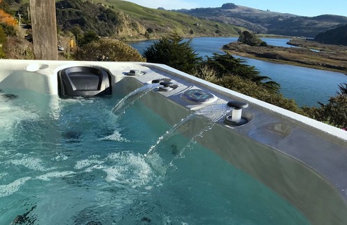 Jenner House | 'River Seascape' Views River Estuary to Pacific Ocean In Village of Jenner