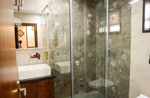 Jamshedpur Hotel | River sidde inn