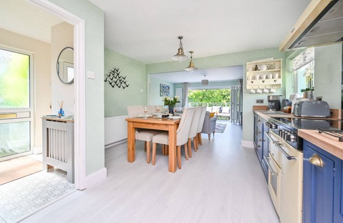 West Looe House | River View Retreat - family house close to the centre of Looe