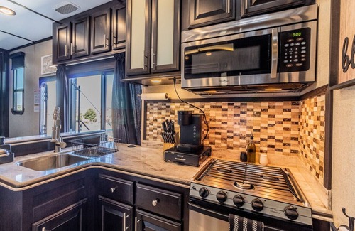 Farmington House | Riverbend Ridge Your Southwest retreat!!
