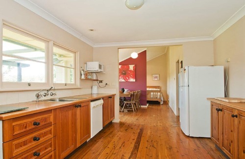Robertson House | Riverbend - Stay 3 Pay 2