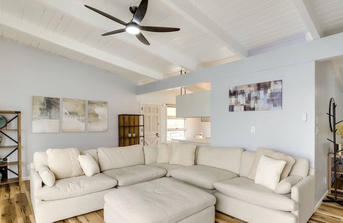 Elkhart House | Riverfront Elkhart Rental: Deck & Ping Pong Table!