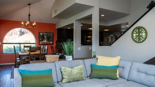 Parker Strip House | Riverfront Escape with dock