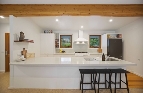 Merrijig House | Riverfront Retreat: Hume House Now Available for Your Perfect Getaway!