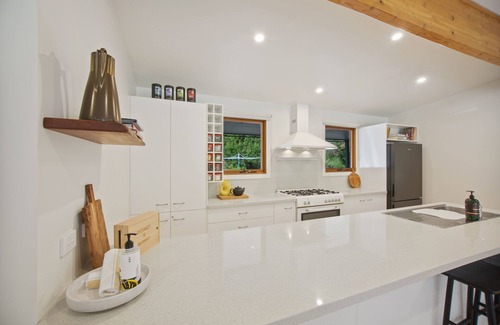 Merrijig House | Riverfront Retreat: Hume House Now Available for Your Perfect Getaway!