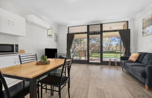 Paringa House | Riversands Rest Accommodation Paringa - Coobah Cottage