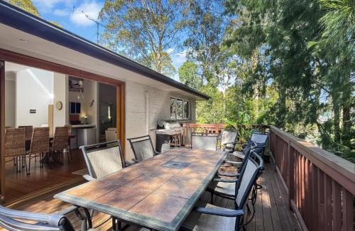 Mossy Point House | Riverside 3-Bed Townhouse with Spacious Deck & BBQ