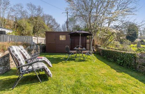 Llangorse House | Riverside Barn - LLangorse