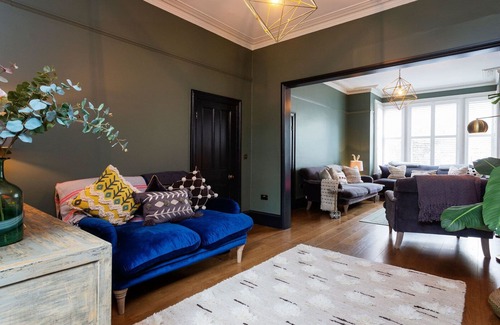 Chiswick Riverside House | Riverside Charm, by Veeve