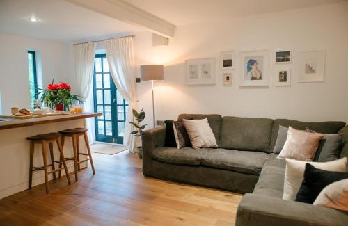 Mells House | Riverside Dormer Mells nr Babington