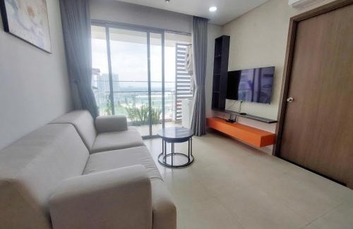 District 7 Apartment | Riverside Haven