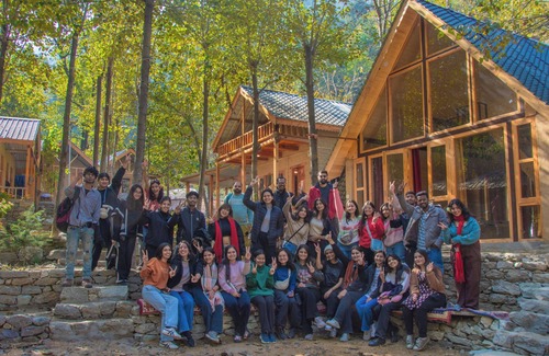 Banjar Cottage | Riverside wooden cottages with a great valley-scape