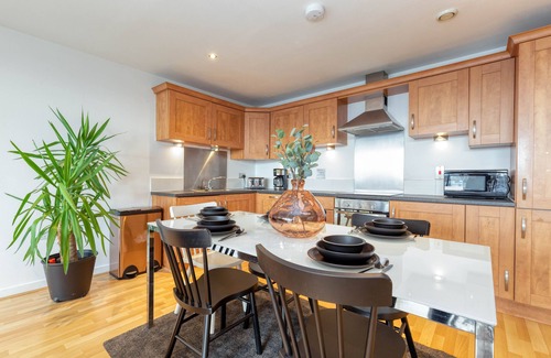 Glasgow Westend Apartment | Riverview Apartments