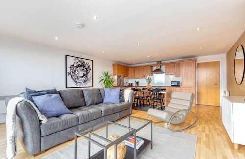 Glasgow Westend Apartment | Riverview Apartments