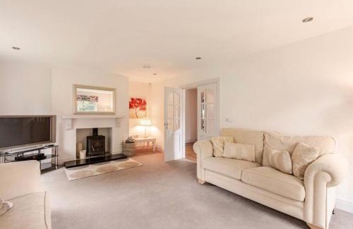 Londonderry House | Riverview Cottage