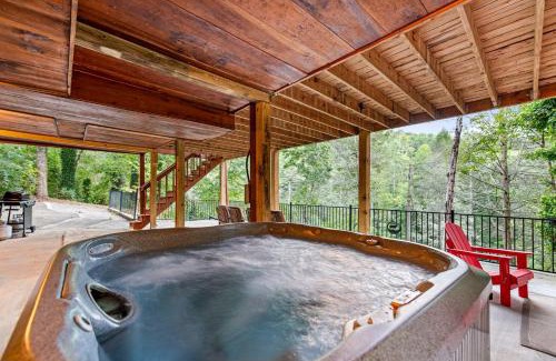 Blue Ridge Villa | Riverwatch on the Toccoa Relax by the river and soak in the hot tub