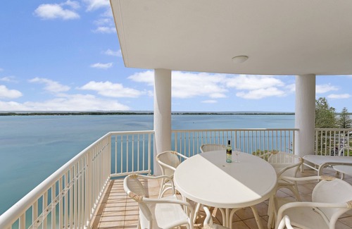 Golden Beach Apartment | Riviere on Golden Beach