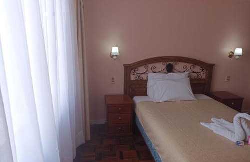 Downtown La Paz House | RIXAA Hotels