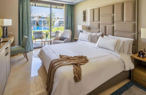 Village Road Resort | Rixos Premium Magawish Suites and Villas- Ultra All-Inclusive