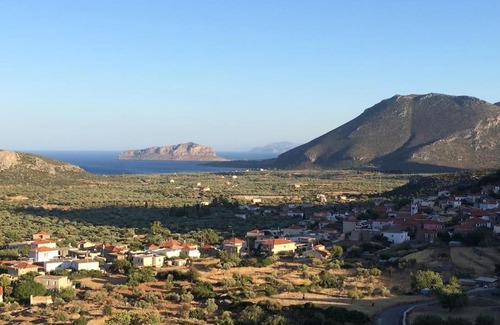 Monemvasia House | Riza Retreat
