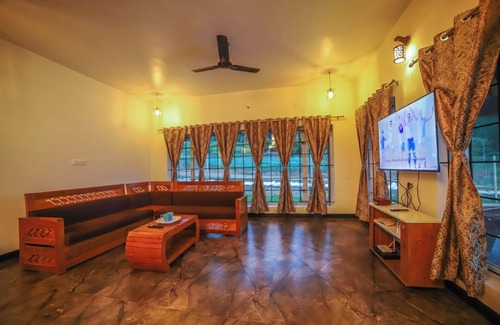 Ooty Hotel | RK Homestay