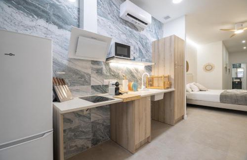 Aiora Apartment | RMZ31 Loft Valencia - Espacioso y acogedor estudio con terraza en zona Ayora