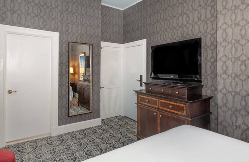 Historic District Hotel | Robert Johnson Queen at Historic Inns of Annapolis