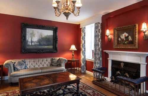 Historic District Hotel | Robert Johnson Queen at Historic Inns of Annapolis