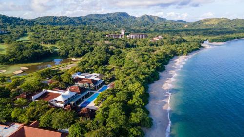 Playa Conchal Apartment | Roble Sabana 202 Luxury Apartment - Reserva Conchal