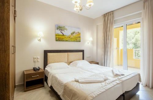 Agnos Apartment | Robolla Beach Aparthotel