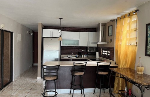Juana Diaz House | Roche’s Guest House, a complete Humide house in the town of Juana Diaz.