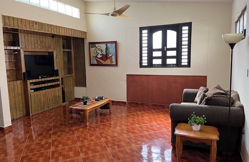 Juana Diaz House | Roche’s Guest House, a complete Humide house in the town of Juana Diaz.