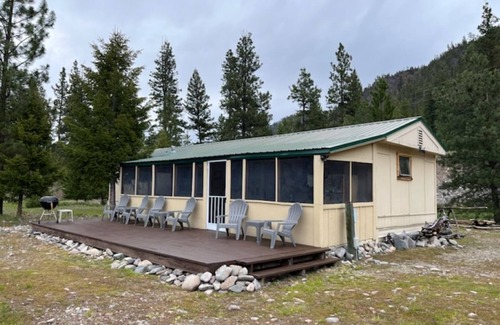 Clinton Cabin | Rock Creek MT with Private Creek Access.nClinton MT, Missoula MT