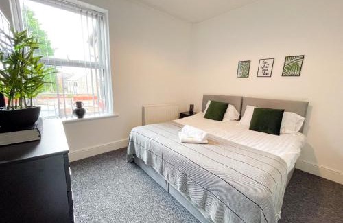 Birkenhead Apartment | Rock Lane House by Serviced Living Liverpool