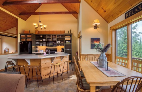 Rangeley Condo | Rock Pond Condo 81 - Ski in Ski out adorable condo at Saddleback